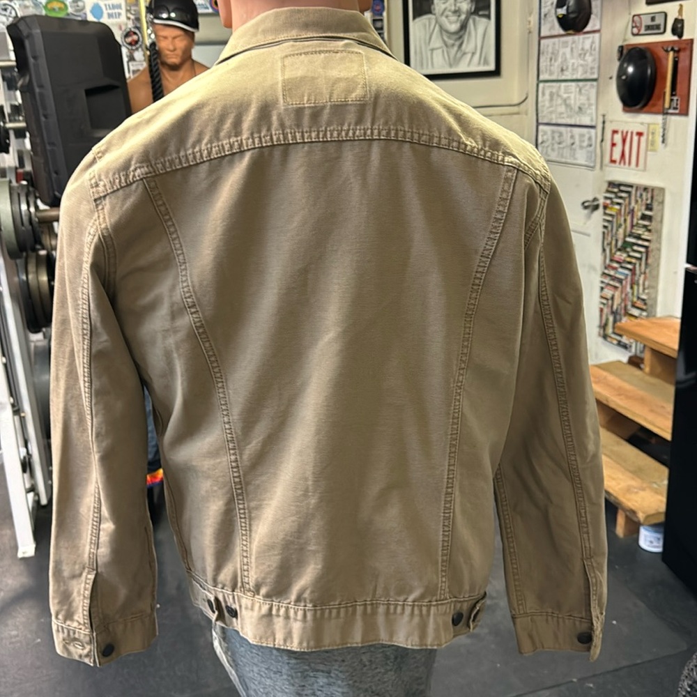 Levi’s tan denim jacket worn once only on a film shoot - great condition jacket - Picture 8 of 13